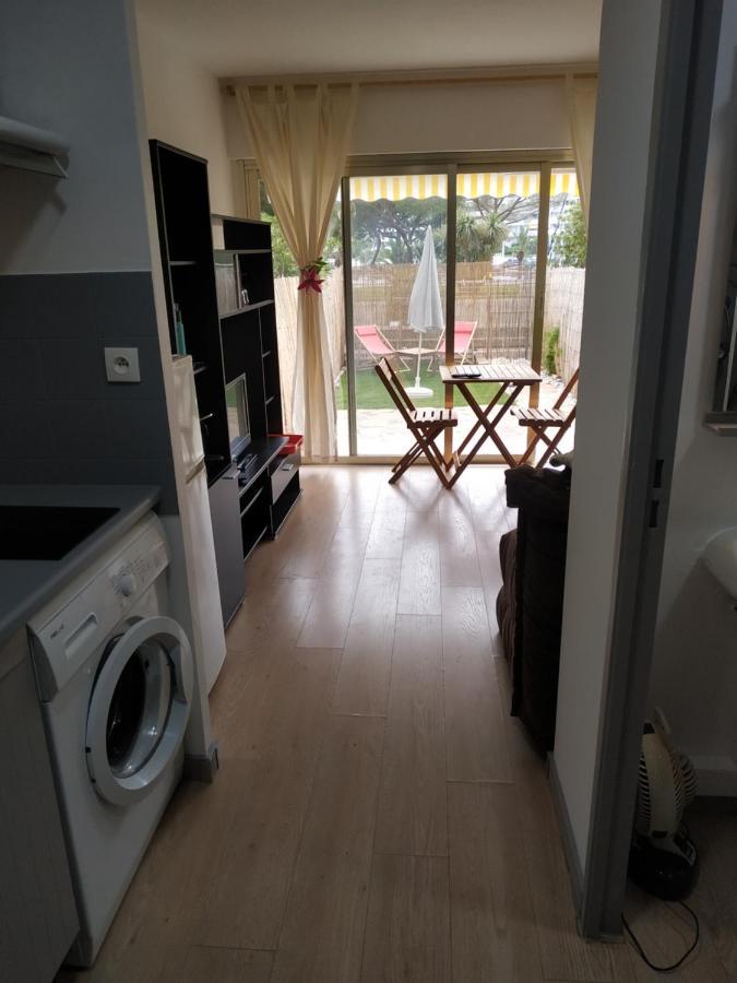 Studio Rez De Jardin Marina Baie Des Anges 빌뇌브루베 외부 사진