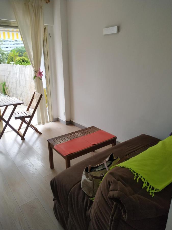 Studio Rez De Jardin Marina Baie Des Anges 빌뇌브루베 외부 사진